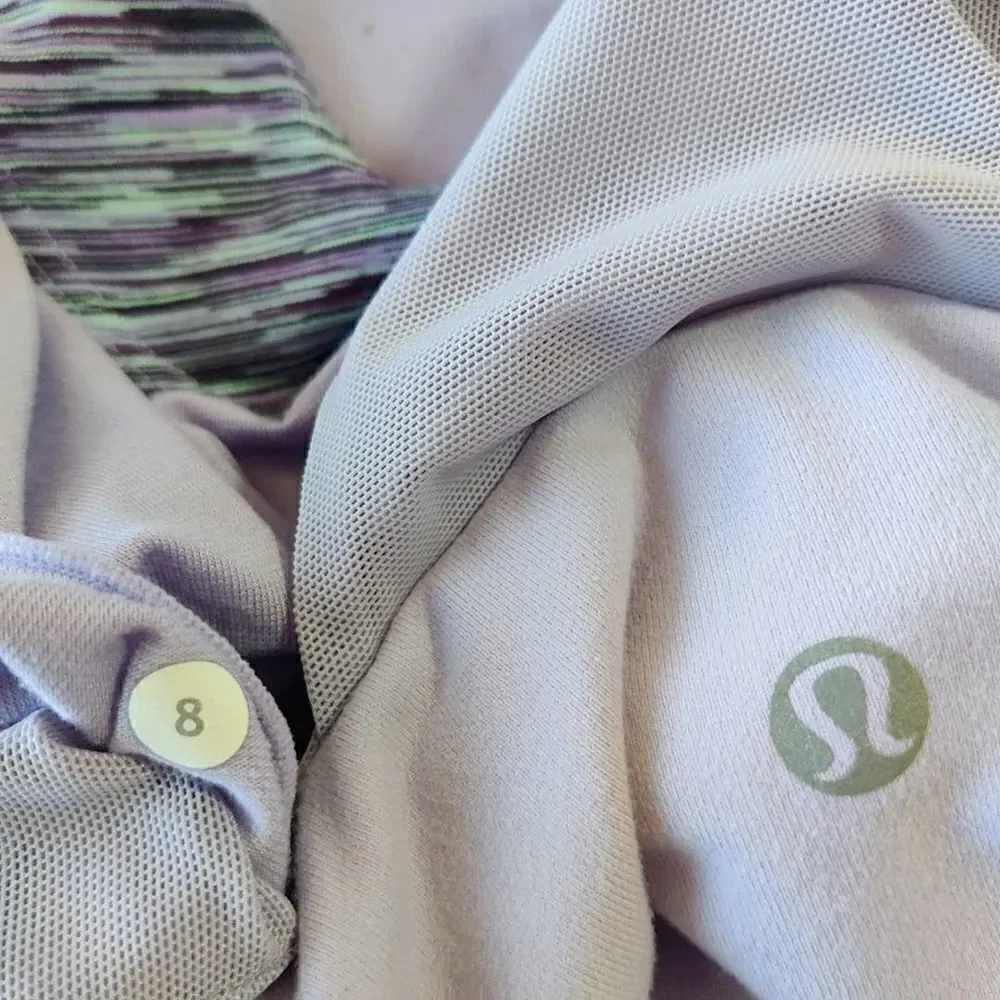 Lululemon Scoop Neck Tank sz 8 lavender